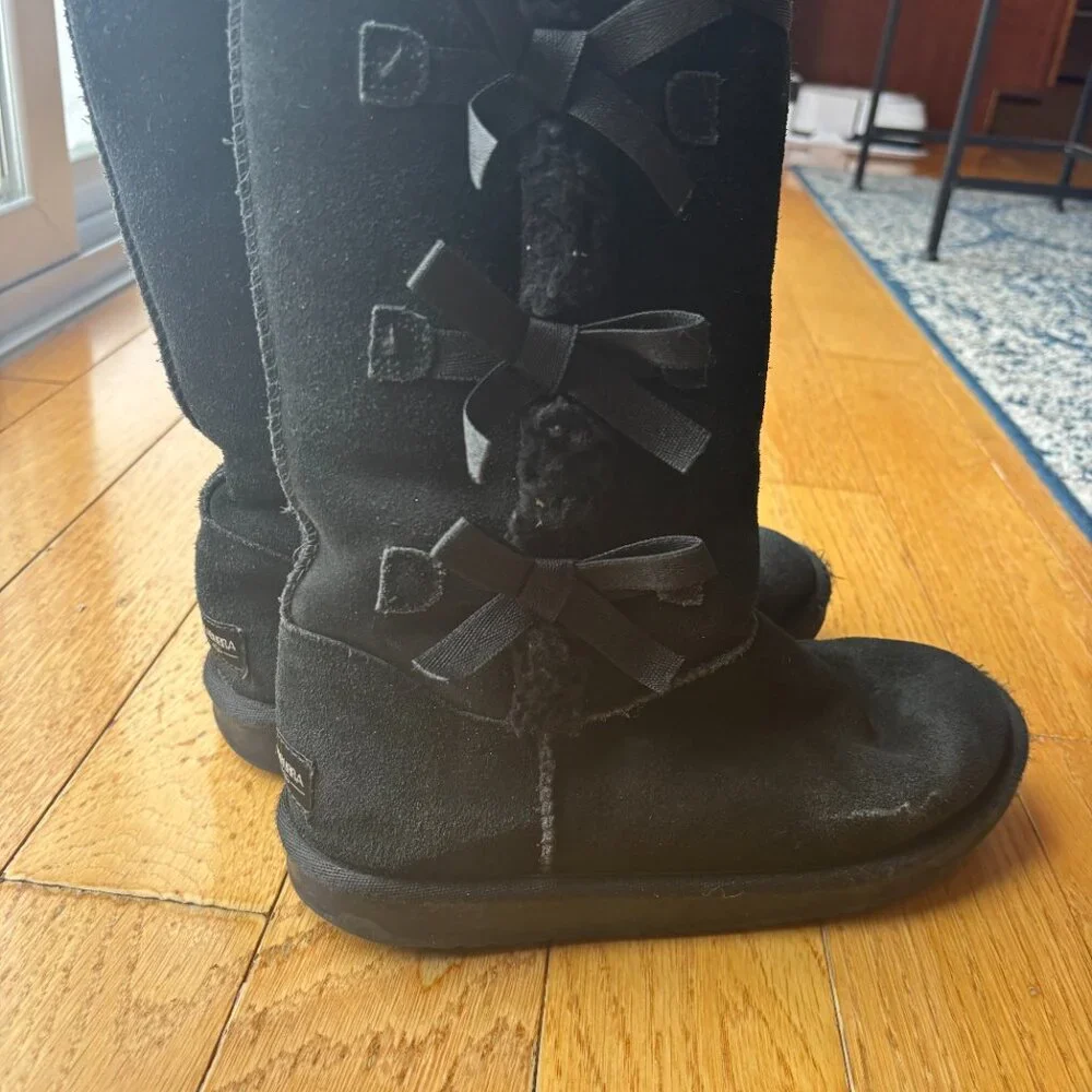Black Suede Koolaburra Girls Victoria Boots by UGG